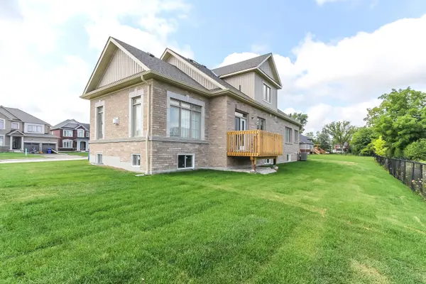 51 Tracey LN, Collingwood, ON L9Y 3L7