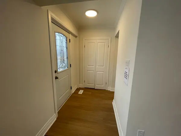 86 St Lucie DR #Main, Toronto W05, ON M9M 1T3