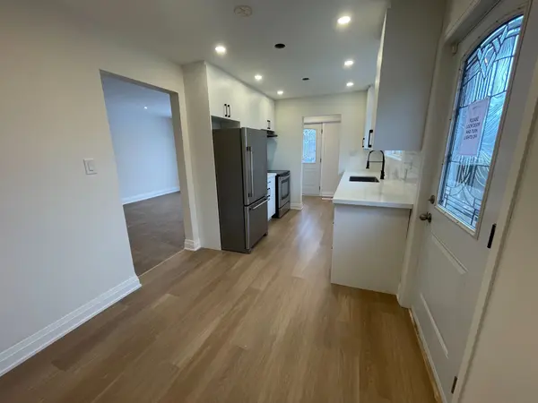 86 St Lucie DR #Main, Toronto W05, ON M9M 1T3