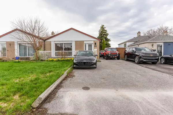 137 Avondale BLVD, Brampton, ON L6T 1H5