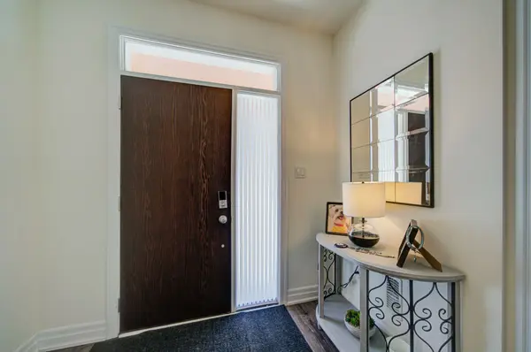 3023 Creekshore Common #31, Oakville, ON L6M 1L8