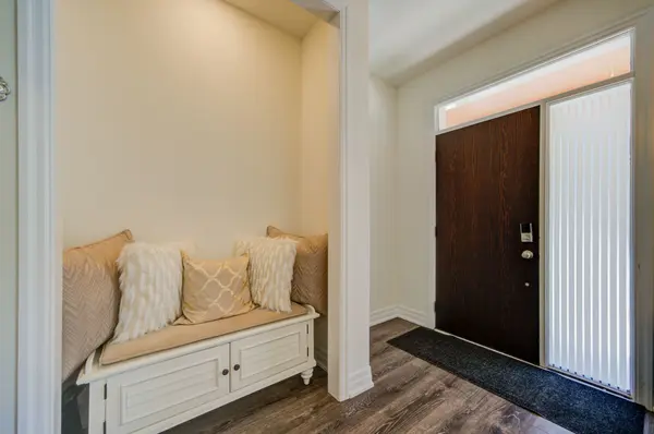 3023 Creekshore Common #31, Oakville, ON L6M 1L8