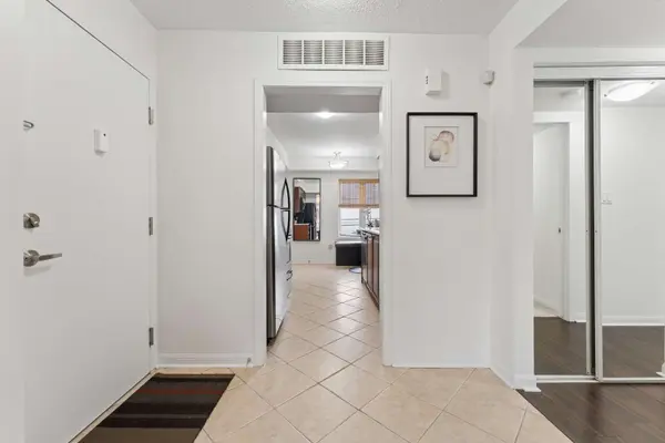 633 Dundas ST W #5, Mississauga, ON L5B 0B5