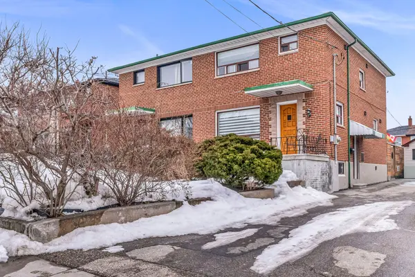 5 Woodenhill CT #Bsmt, Toronto W03, ON M6M 1K8