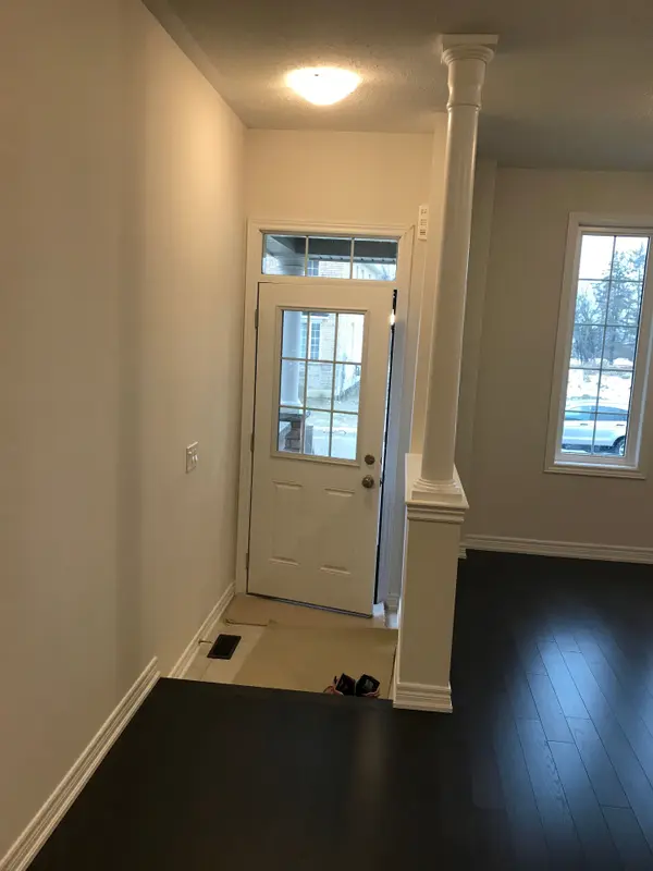 32 Spokanne ST, Brampton, ON L6R 0B3