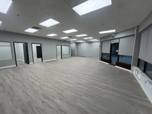 253 Summerlea RD #9-10, Brampton, ON L6T 5A8