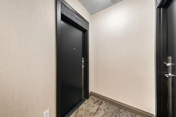 3515 Kariya DR #3009, Mississauga, ON L5B 0C1