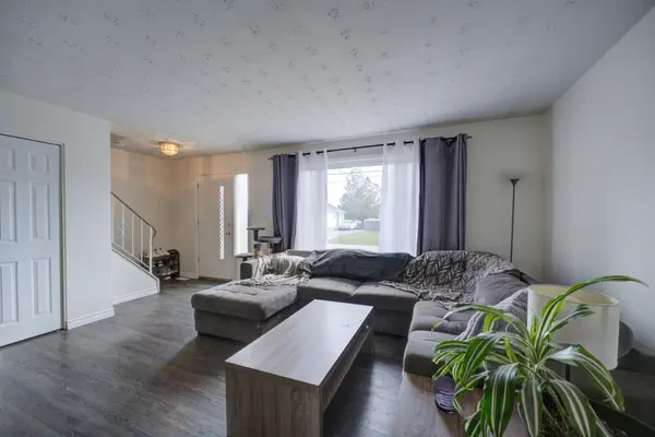 32 Morley AVE #B, Brantford, ON N3S 7A9