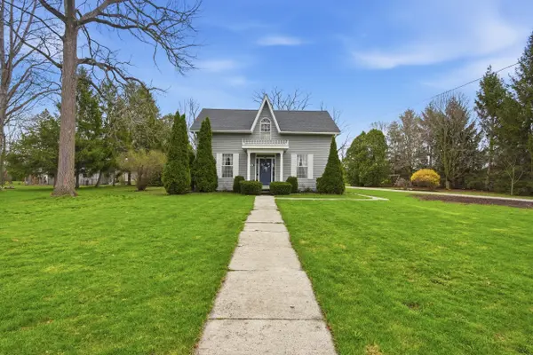 160 West Park DR S, North Middlesex, ON N0M 2K0