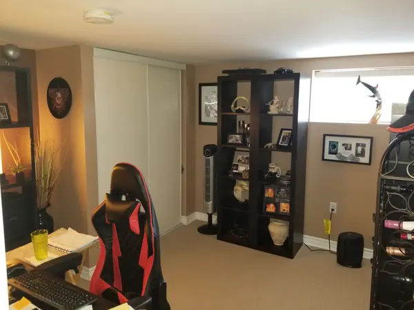 1512 Blackheath ST #B, Orleans - Cumberland And Area, ON K1E 1K7