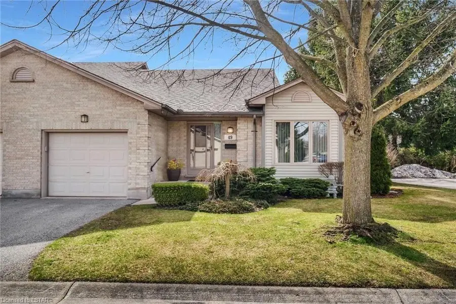 99 Edgevalley RD #49, London East, ON N5Y 5N1
