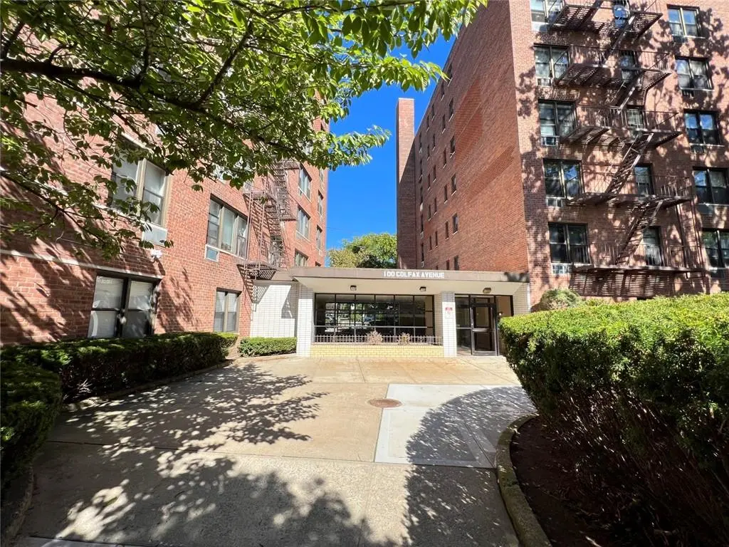 100 Colfax AVE #3J, Staten  Island, NY 10306