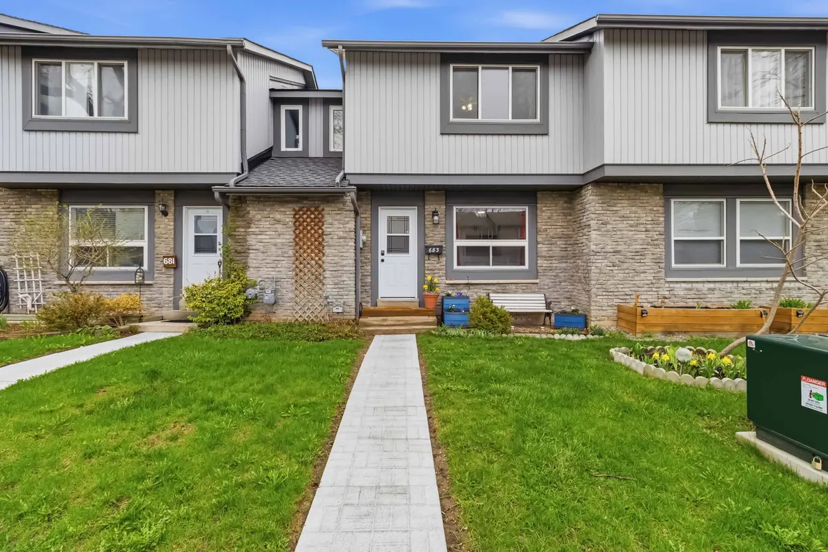 683 Woodward AVE, Milton, ON L9T 3K4