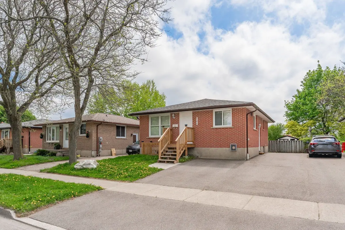 161 Hadati RD, Guelph, ON N1E 6N3