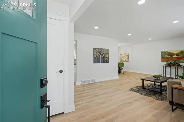 2755 Villa Loma DR, Colorado Springs, CO 80917