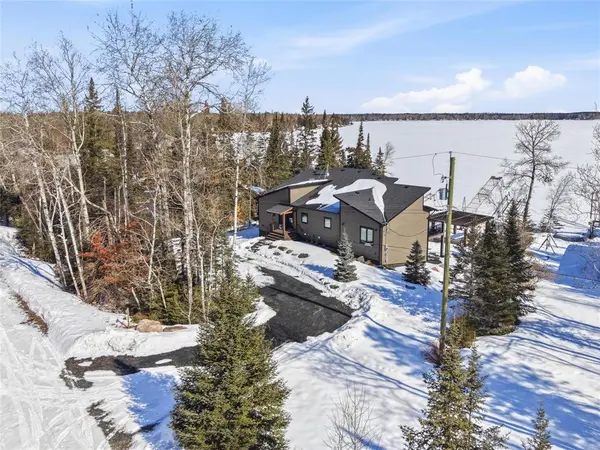 17 Block 6 RD, Brereton Lake, MB R0E 1R0