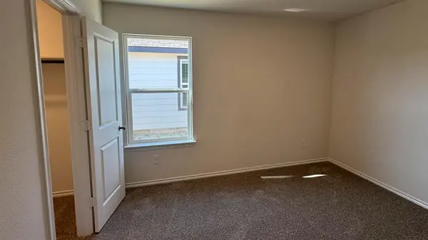 341 Dry Creek Lane, Canton, TX 75103