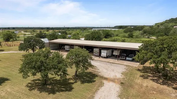 681 Maddux Road, Cool, TX 76088