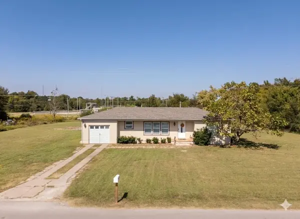 429 E Ohio Street, Van, TX 75790
