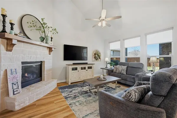 3913 Southbend Drive, Denison, TX 75020