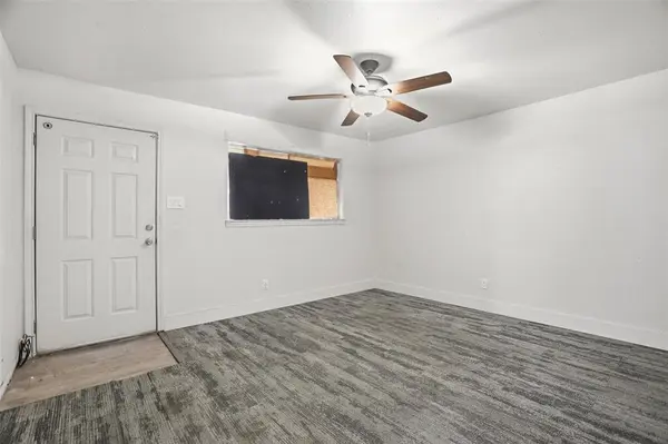 4813 Dorsey Street, Forest Hill, TX 76119