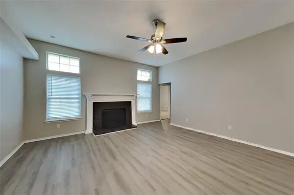 721 Windridge Lane, Burleson, TX 76028