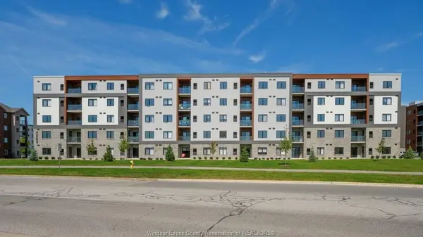 2600 SANDWICH WEST Parkway #311, Lasalle, ON N9H 0M2