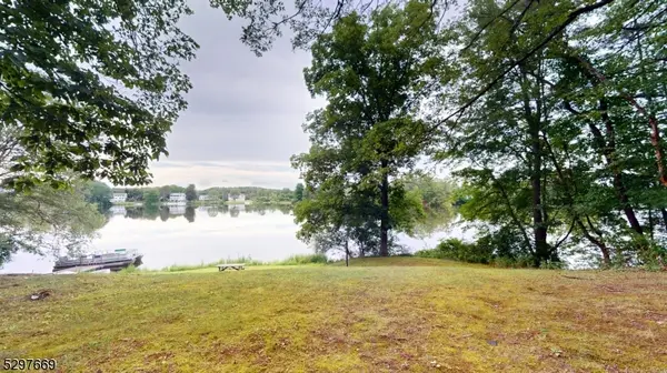 368- F Lake Shore South #F, Montague Twp., NJ 07827