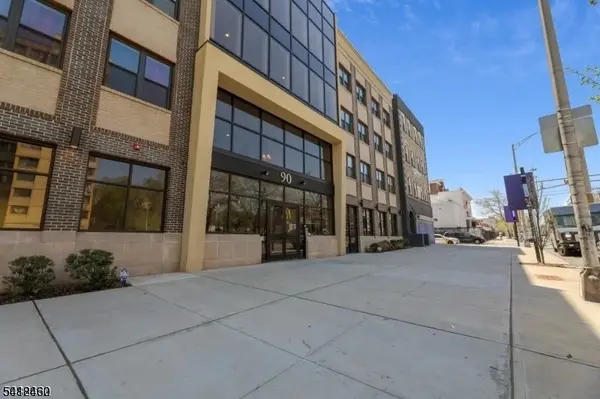 90 Clinton Ave #206, Newark City, NJ 07114