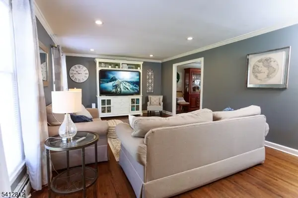 4 Victoria Dr, Mount Olive Twp., NJ 07836