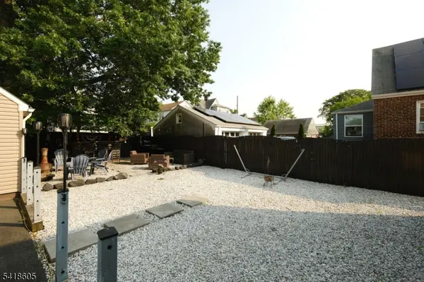 534 Monmouth Ave, Linden City, NJ 07036