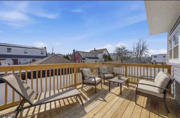 60 Dewitt St, Garfield City, NJ 07026