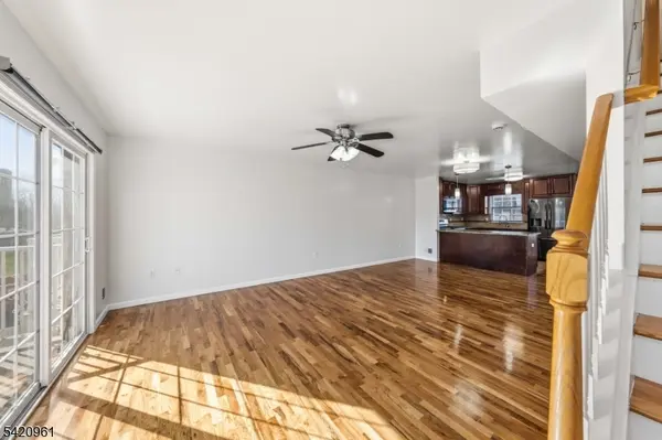 4 C Lily Court #4C, Roselle Boro, NJ 07203