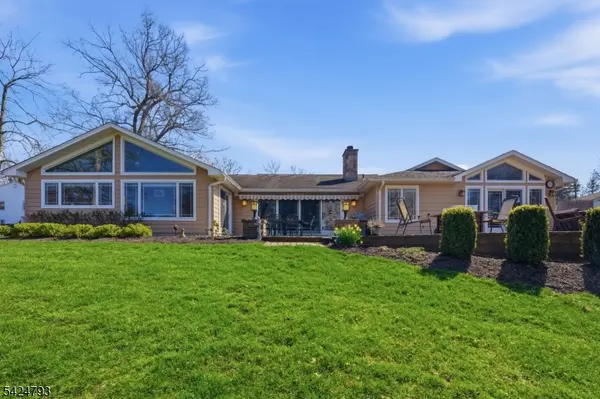 11 Dells Dr, Denville Twp., NJ 07834