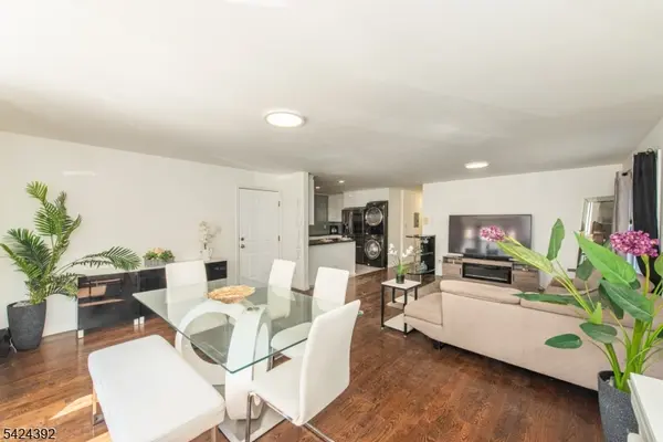 543-545 Livingston St, Elizabeth City, NJ 07206