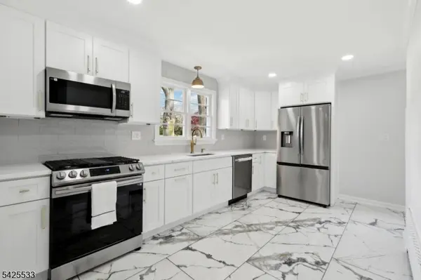 8 Oak St, Netcong Boro, NJ 07857