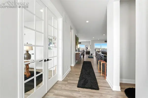 851 Alumroot ST, Castle Rock, CO 80104