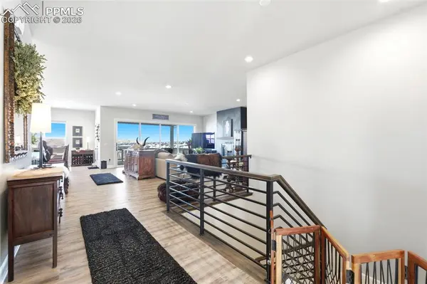 851 Alumroot ST, Castle Rock, CO 80104