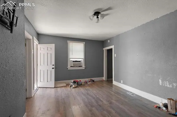 205 Cottonwood ST, Pueblo, CO 81004