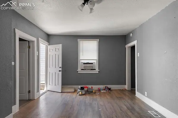 205 Cottonwood ST, Pueblo, CO 81004