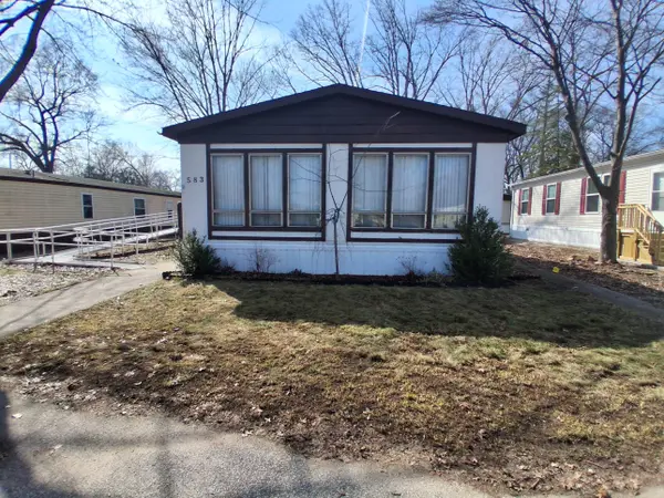 583 S McIntosh LN, Egelston Twp, MI 49442