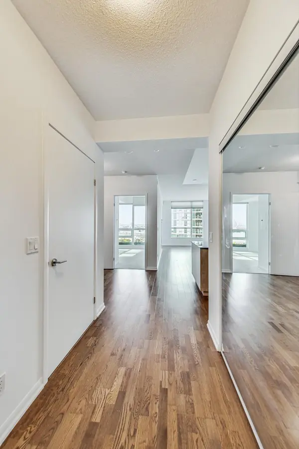 215 Fort York BLVD #2108, Toronto C01, ON M5V 4A2