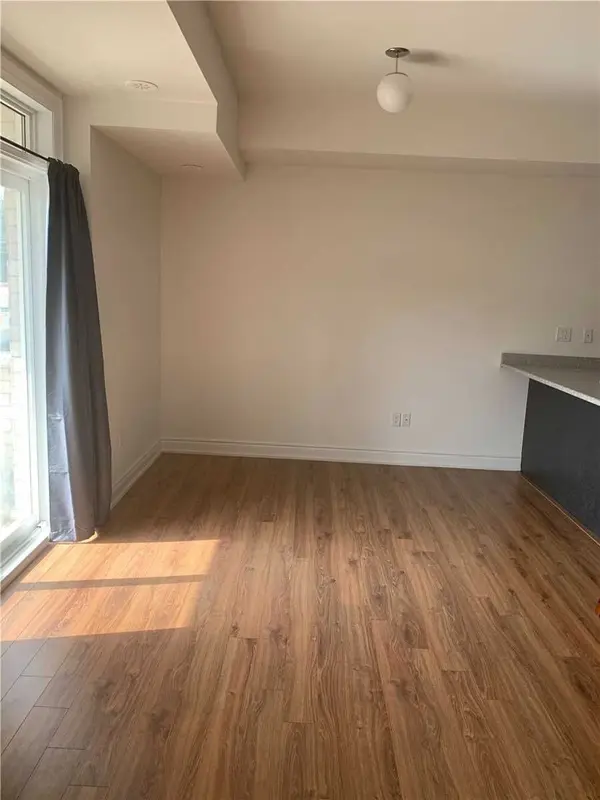 1716 Grenwich GLN #71, Pickering, ON L1X 0E4