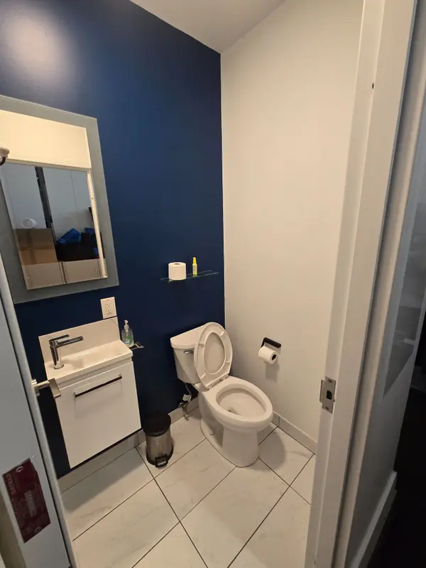 90 Winges RD #13, Vaughan, ON L4L 6A9