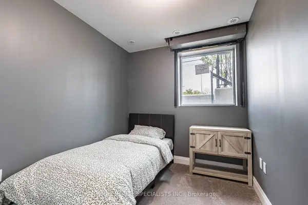 5279 Highway 7 N/A #402 B, Vaughan, ON L4L 1T4