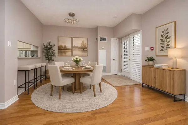 3085 Bloor ST W #108, Toronto W07, ON M8X 1C9