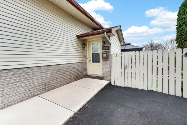 54 Dauphin AVE, Kingston, ON K7K 6B1