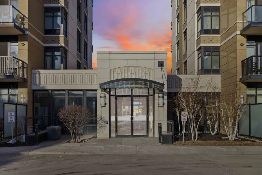 151 Upper Duke CRES #617, Markham, ON L6G 0E1