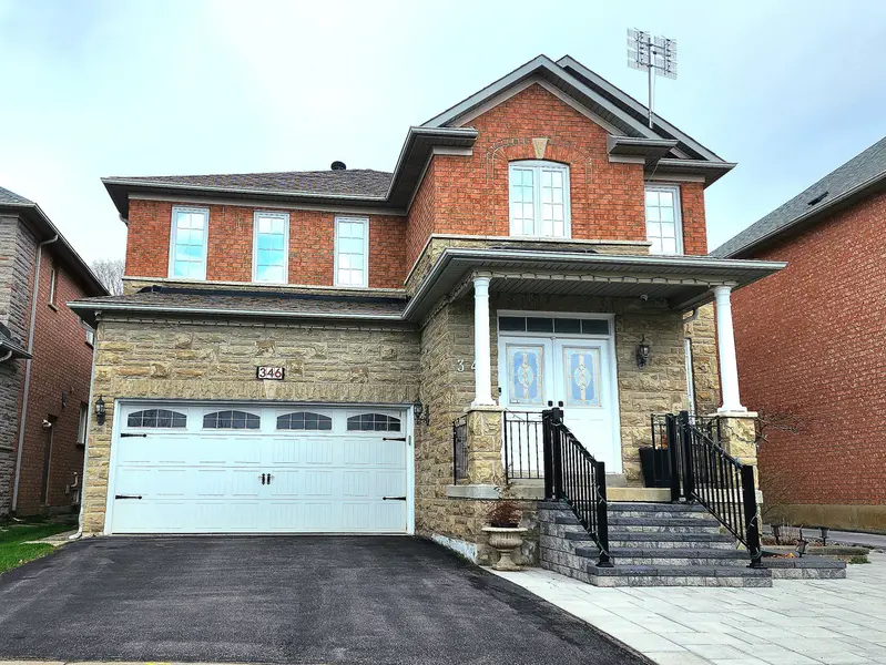 346 Castan AVE, Markham, ON L3R 4S3