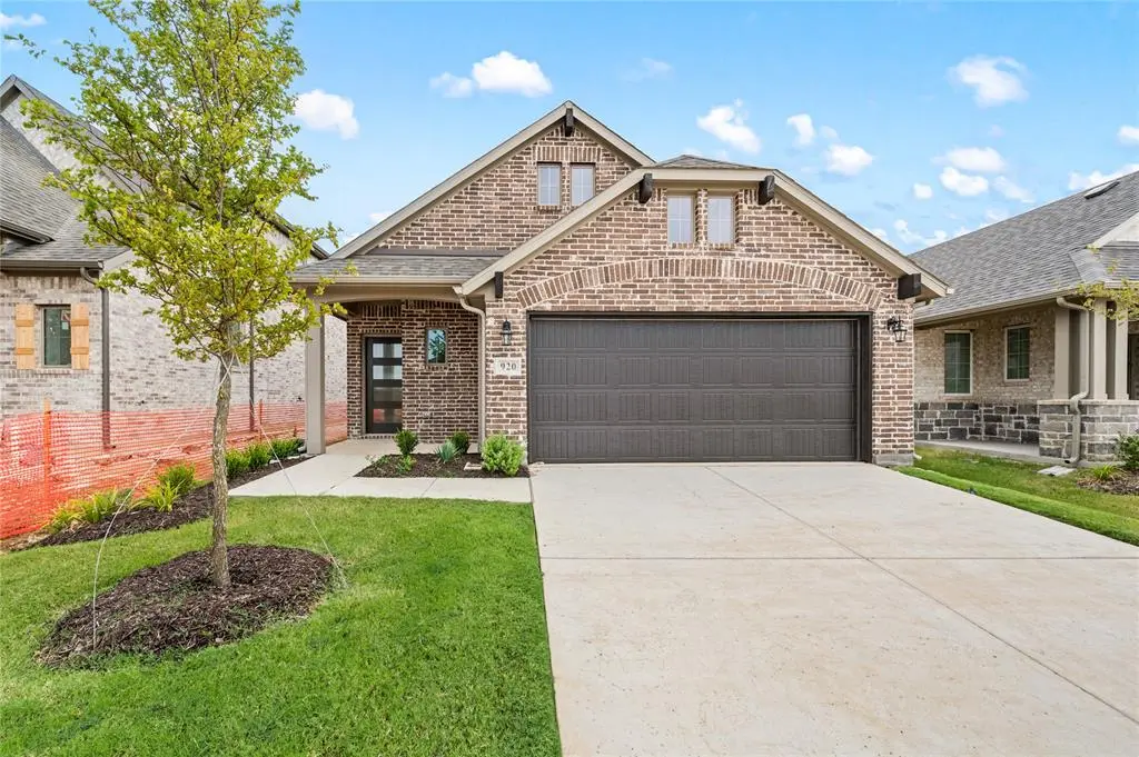920 Apeldoorn Trail, Little Elm, TX 75068